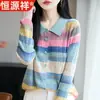 Top de Rayas Arcoíris Hengyuanxiang para Mujer, Camiseta Base de Punto Fino Calada para Otoño, Suéter Elegante que Reduce la Edad