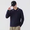 Nueva colección Otoño/Invierno 2026: suéter tejido texturizado de moda para hombre con cuello de solapa, mangas largas y un estilo clásico "old money"