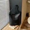 Bolsa feminina versátil de grande capacidade, moda transfronteiriça, nova para o verão de 2026, simples, para o dia a dia, de ombro, crossbody, bolsa estilo balde
