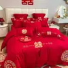 Conjunto de quatro peças para casamento, 100% algodão, vermelho vivo, para camas de noivos, incluindo lençóis e fronhas de edredom, alta qualidade, algodão puro, perfeito para o quarto de recém-casados
