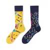 Meias Longas de Algodão Jacquard Cartoon Criativas Nova Tendência Outono/Inverno Estilo Casal Asimétricas Personalidade da Moda