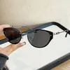 Novos Óculos de Sol Polarizados Estilo Retro Old Money Gatinho Armação Ultrafina Estreita, Versáteis, High-End, Luxo Leve Protetor Solar para Mulheres