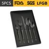 Suministro Transfronterizo de Amazon Juego de Cubiertos de Acero Inoxidable de 4/5 Piezas con 5 Piezas Principales Incluyendo Cuchillo, Tenedor y Cuchara Estilo Occidental en una Caja de Regalo