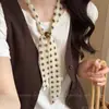 Lenço de Seda Retrátil com Padrão Paisley Estilo Old Money Vintage para Mulheres, Lenço de Pescoço Longo com um Toque Único de Luxo, Acessório de Primavera e Verão