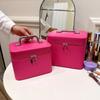 Nova Bolsa de Maquiagem com Linha de Bordado Preta Net Red, Caixa Organizadora de Cosméticos de Grande Capacidade, Caixa de Presente Portátil para Mão da Noiva