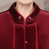 Ropa para Mujer de Talla Grande de Otoño 2026 para Edad Media y Adultos Mayores: Abrigo de Longitud Media con Adornos de Botones y Bordados Estilo Tang para Abuelas de 70 Años