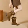 Botas de Vaquero Occidentales de Media Tacón hasta Media Pantorrilla Serie Maillard 2026 para Mujer con Hebilla de Cinturón y Diseño Vintage Plisado
