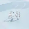 Pendientes de Estrella Nuevos 2026 para Mujer, Aros de Meteoro de Lujo Ligero Incrustados con Circonitas, Pendientes de Diseño de Nicho Versátiles y Elegantes