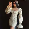 Vestido de Design Bufante Estilo Francês Sexy com Decote Quadrado Europeu e Americano Transfronteiriço, Nova Roupa Feminina Elegante e Fashion, Vestido Curto de Comércio Exterior