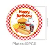 Set de fiesta de cumpleaños temático de hamburguesas al estilo americano y pollo frito con platos de papel desechables, vasos, mantel, banderines y globos para decoración