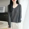 Top de Tricô com Textura Nova, Gola V Vazada Dupla Face em Linho Lyocell, Manga Longa Solta, Moda Estilo Francês para Mulheres