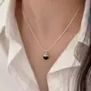 Colar Corrente de Clavícula Feminino S925 Prata de Lei Ágata Negra Contas Redondas Osso de Cobra Design de Nicho Ins Simples Acessível Luxo de Ponta
