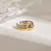 Diseño discreto 18k oro acero inoxidable color oro y plata combinación de colores amor izquierda y derecha combinación de colores apertura ajustable anillo joyería