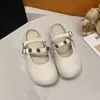 Zapatos planos cómodos de punta redonda para mujer, estilo Mary Jane, sin cordones, con doble tira tejida de arpillera y hebilla de camelia