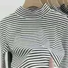 Camiseta Base Rayada de Gama Alta con Hombros Normales y Mangas Largas, Top Tejido para Mujer, Elegante y Hermoso para Primavera y Otoño, Ropa Interior que Reduce la Edad
