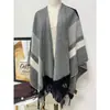 Rjcc Venta al por mayor transfronteriza Moda Otoño e Invierno Chal de Lana Simple con Borlas Largas, Grueso y Cálido, Capa Unisex para Pareja