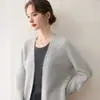 26 Otoño Invierno Nuevo Cárdigan de Felpa Cachemir de Botón Único para Mujer Simple Cómodo Suave Lana Perezosa Top Cárdigan