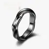 Anillo de acero de titanio Mobius, diseño de nicho moderno, anillo personalizado para pareja, estilo vintage, lujo ligero, sensación de alta gama