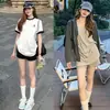 Shorts Deportivos Casuales Grises de Cintura Alta para Mujer Talla Plus, Nuevo Estilo Verano 2026, Pantalones Cortos Ajustados Calientes para Mujer Petite