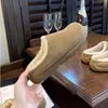 Zapatos suaves, gruesos y cálidos tipo pantufla peluda para mujer, nuevo estilo otoño/invierno 2026, botas de nieve estilo Birkenstock