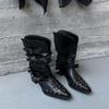 Botines occidentales plisados para mujer, estilo británico de verano, punta afilada, corte en V, adelgazantes, tacón grueso, negro, botas de montar nicho con tachuelas