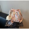 Bolsa Pequena Transfronteiriça Primavera e Verão para Mulheres 2025 Nova Bolsa Versátil de Ombro Transversal Estilo Quente Popular deste Ano Bolsa Saco