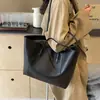 Bolso Tote para Mujer 2024 Nuevo de Gran Capacidad para Viajar Otoño e Invierno Bolso de Hombro Versátil Bolso de Clase Simple