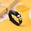 Pulseira de desenho animado de explosão quente de fábrica, relógio eletrônico de boneca LED, relógio de pulso à prova d'água com toque para meninos e meninas, atacado