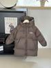 Otoño e Invierno Nuevo Abrigo Acolchado de Terciopelo de Seda Espeso de Longitud Media para Niños y Niñas, Ropa Infantil Moderna y a la Moda, Abrigo a Prueba de Frío