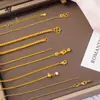 Acessórios de Corrente Banhados a Ouro para Atacado com um Toque de Luxo, Colares com Pingentes Vestíveis DIY Feitos à Mão, Pulseiras, Correntes na Cor Dourada, Correntes para Clavícula