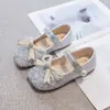 Zapatos de Cristal con Suela Suave, Versátiles y de Moda para Niñas, Nuevos Primavera/Verano 2026, Zapatos de Princesa Calados con Punta Cerrada y Moño, Modernos