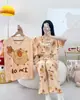 Pijama Transfronterizo para Mujer, Conjunto de Tres Piezas de Seda de Leche de un Solo Lado, Ropa de Casa de Dibujos Animados de Comercio Exterior, Manga Corta y Pantalón Largo, Estilo Lindo y Popular