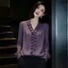 Camisa morada de cuello en V estilo coreano para mujer, nueva colección de otoño, moderna, rejuvenecedora, corte holgado, diseño adelgazante, con ribete de volantes