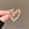 Broche de liga novo e estiloso, pino premium de nicho de alta qualidade para mulheres, acessório de broche versátil de alta qualidade para casacos e ternos