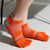 Meias de Cinco Dedos para Homens, Meias Curtas, Estilo Fino de Verão, Estilo Primavera e Outono, Absorventes de Suor, Respiráveis, Tubo Curto Moderno, Dedos Separados, Malha Respirável, Absorventes de Suor