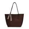 Bolsa Tote Grande Capacidade Feminina 2026 Outono Inicial Nova Estilosa Casual de Ombro Trabalho Deslocamento Alta Aparência Bolsa Grande