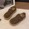 Sapatos casuais estilo Birkenstock com sola grossa para mulheres, novo modelo outono 2026, sapatos preguiçosos macios de camurça sem cadarço, sapatos baixos de bico redondo