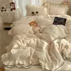 Romance francês~ Conjunto de quatro peças de veludo de leite espesso para outono e inverno, com flanela coral em relevo tridimensional dupla face, Roupa de cama grau A