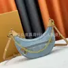 Bolsa de Compras Grande Versão Alta Série Jeans Clássica Flor Antiga para o Dia a Dia Mão Transversal Ombro