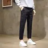 Pantalones casuales color café de Hong Kong para hombre, nuevo estilo primavera/verano, pantalones rectos ajustados cropped, pantalones de traje
