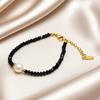Cadena de Clavícula Perla Cristal Negra, Diseño Minimalista de Lujo Ligero de Alta Gama, Conjunto de Collar y Pulsera Blanco y Negro de Forma Geométrica
