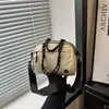 Bolsa de mão simples para comércio exterior para mulheres, novo modelo 2026, bolsa transversal de grande capacidade para o dia a dia, bolsa pequena leve para atividades ao ar livre e lazer