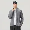 Suéter com Meio Zíper Estilo Old Money para Homens, Outono/Inverno 2026 Cardigan Casual de Tricô Trançado Vintage com Caimento Solto