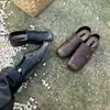 2026 Verano Nuevo Estilo Hebilla de Cuero Tallada Zapatos de Cuero de Tacón Grueso Mocasines de Piel Genuina para Mujer Zapatos de Trabajo