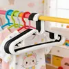 Percha Sencilla para Ropa del Hogar, Percha que No Marca la Ropa para Secar, Adecuada para Dormitorios de Estudiantes, Percha de Almacenamiento para Armarios