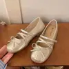 Sapatilhas Lindas e Confortáveis para Mulheres, Novo Estilo Primavera/Verão 2026, Perfeitas para Combinar com Vestidos, Sapatos Mary Jane com Laço