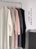 Suéter Cardigan Tricotado Macio Aveludado Imitação de Visão com Aspecto Ceroso para Mulheres Outono e Inverno Novo Solto Tamanho Grande Aparência Emagrecedora Estilo Preguiçoso Longo Peça Externa
