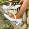 Novas sapatos de salto alto da moda com fivela, bico fino e salto grosso feminino, corte baixo, 2025, disponíveis em tamanhos grandes, sapatos femininos brancos para primavera e outono
