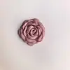 Accesorios de Flores 6.5cm Flor de Rosa con Borde Quemado Flor de Caro Pasador de Pelo Accesorios de Adorno Broche Zapatos Sombrero Funda de Teléfono Accesorios Combinar