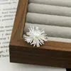 Anillo Abierto de Lujo Ligero Incrustado con Circonita en Forma de H con Encaje de Girasol y Moño Anillo Suave para Apilar Anillo Súper de Hada